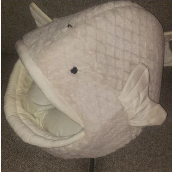 Nandog Fish Bed